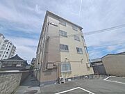 天理駅より徒歩1分 3階 築49年の賃貸物件