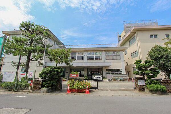 小田原市立泉中学校 徒歩16分。 1220m