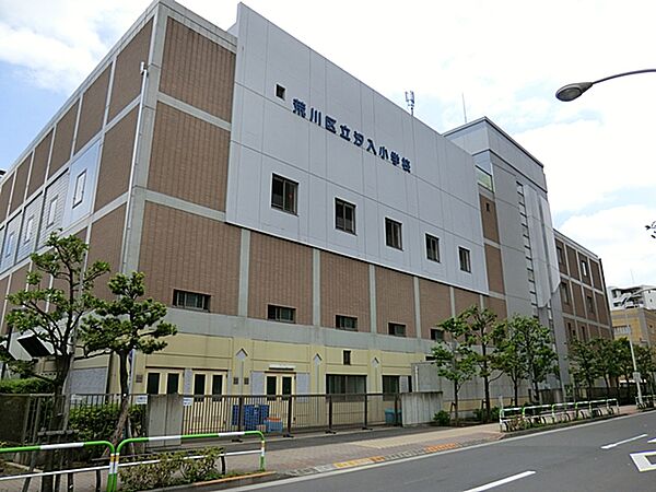 apartment 東京都荒川区南千住３丁目
地図を見る