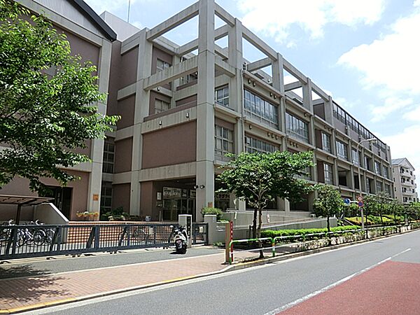 apartment 東京都荒川区南千住３丁目
地図を見る