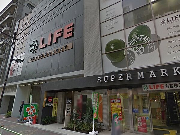 営業時間：10時時～22時。夜遅くまで開いており、お弁当やお総菜も多く仕事帰りに買い物するには便利です。