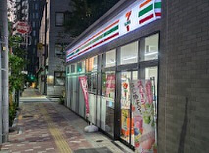 24時間営業【取扱サービス】セブン銀行ATM・たばこ・酒etc