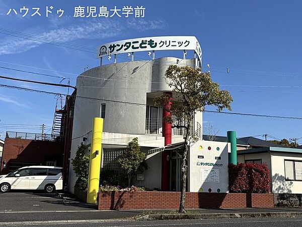 サンタこどもクリニック 1220m