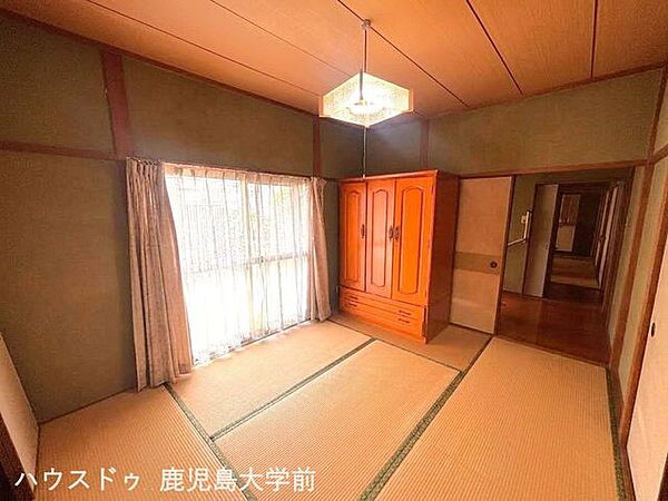 6帖和室※掲載写真はAI加工により家具・荷物等を削除しています。