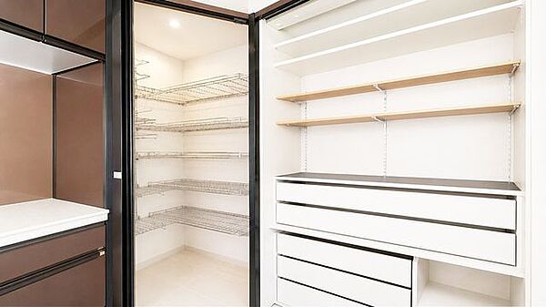◇2階◇カップボード◇豊富な収納※AI加工画像につき現状と異なります
