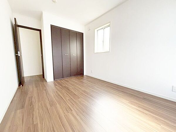 ◆照明器具◆全居室6畳以上◆クローゼット◆4面採光◆通風良好◆陽当り良好