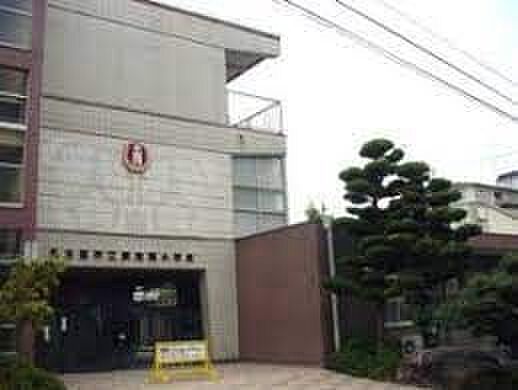 名古屋市立東志賀小学校 徒歩9分。 720m