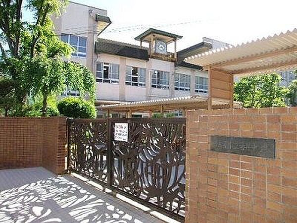 名古屋市立菊井中学校 徒歩19分。 1500m