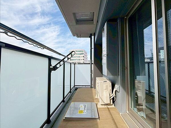 ◆南向きバルコニーで陽当たり良好◆高層階につき眺望良好♪