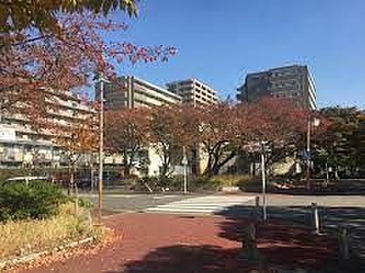 南郊街園 徒歩2分。 160m