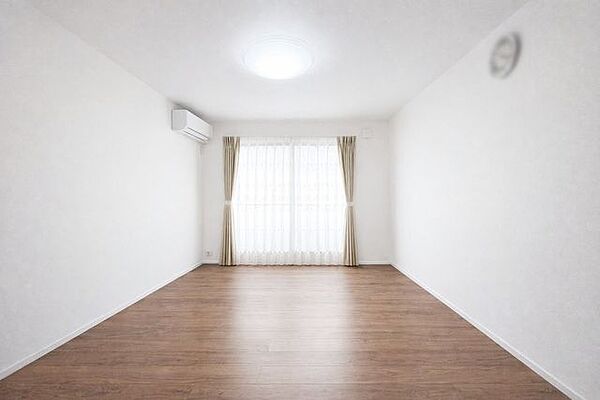 ◆WIC付きのお部屋♪◆全居室6帖以上の広さで快適♪※AI加工につき現況と異なります