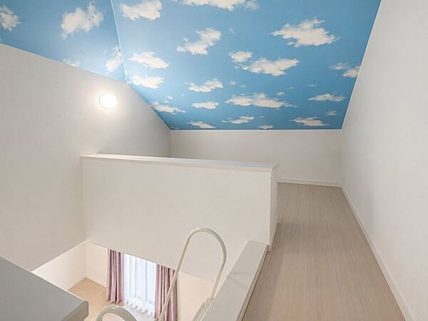 ◆屋根裏収納付き※AI加工画像につき現状と異なります