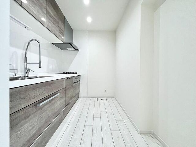 キッチン コスモ平井 1階/-