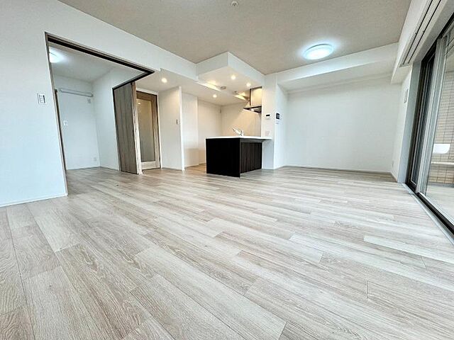 リビング/ダイニング アデニウム吉祥寺 4階/-