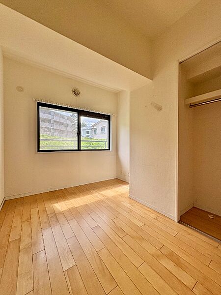 各洋室ゆったり採光確保！便利な北小金駅徒歩10分です。