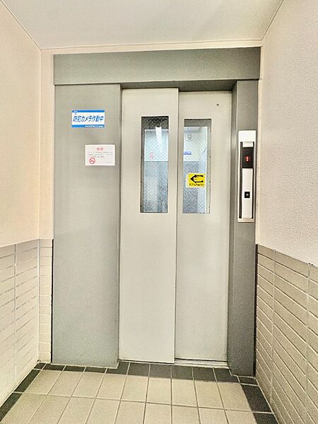 エレベーター完備！各室採光の明るい角部屋3LDKです。
