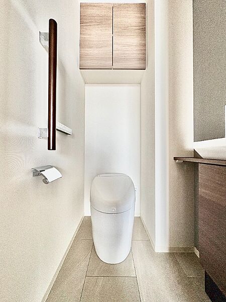 トイレを拡大表示