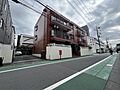 目黒駅徒歩5分...