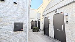 リブリ・宮坂 1階