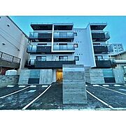 西線16条駅より徒歩4分 3階 築1年10ヶ月の賃貸物件