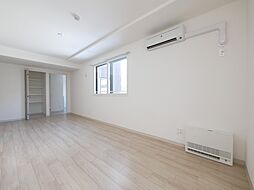 レブニーズ　ザ・レジデンス　宮の森 1階3LDKのリビング/ダイニング