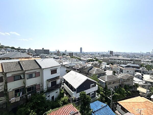 海まで見渡せるロケ－ション