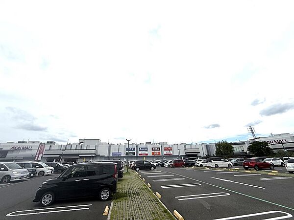 イオンモール上尾　1200ｍ　車5分