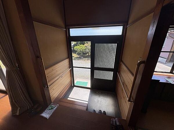 母屋玄関の写真です。