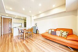 プレサンスロジェ町屋 2LDKのリビング/ダイニング