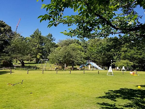 目黒区立菅刈公園 徒歩6分。 430m