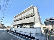 宇都宮駅よりバス8分 徒歩1分 3階 築2年9ヶ月の賃貸物件