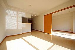 Refuge・F 301 3階2LDKのリビング/ダイニング