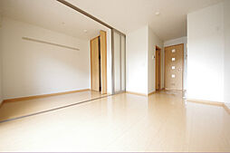 プレジール B 202 2階1LDKのリビング/ダイニング