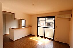 エクレールB棟 101 1階2LDKのリビング/ダイニング