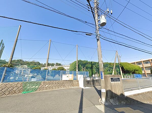 横須賀市立北下浦中学校（1200m）