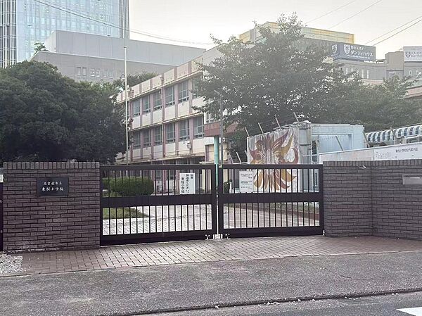東桜小学校