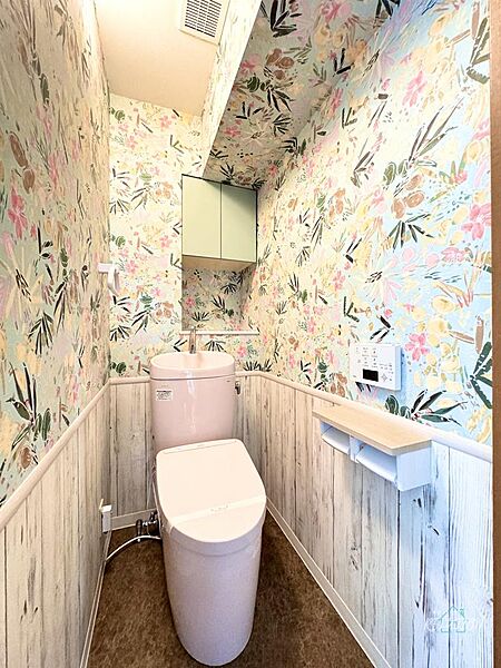 トイレを拡大表示
