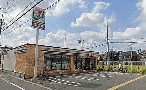 セブン-イレブン 松原天美西2丁目店 510m