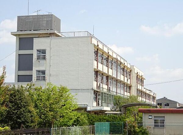堺市立美原西中学校 1430m