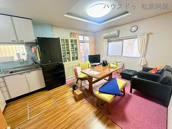 家族の笑顔が集まる、明るく開放的なリビングダイニングです！