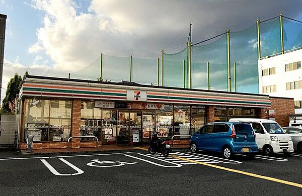 セブン-イレブン 松原一津屋店 570m