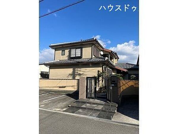 外観：327002343903