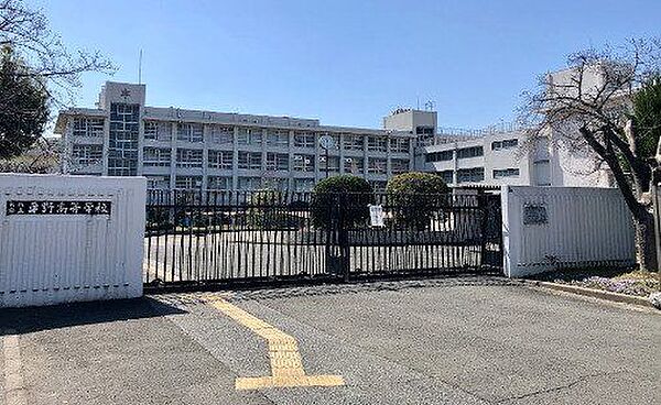 大阪府立平野高等学校 1050m
