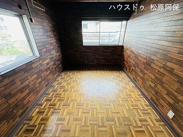 洋室