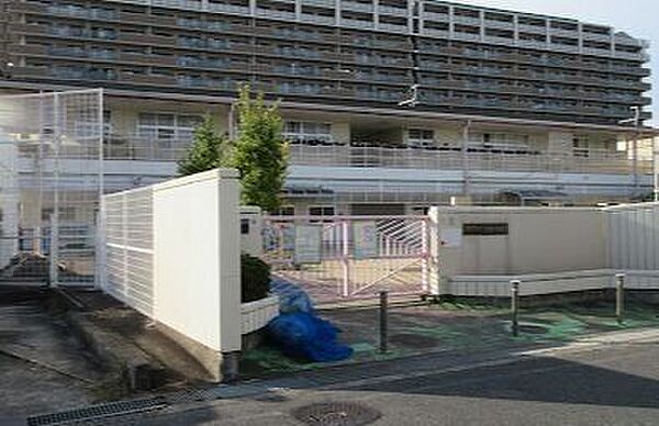 羽曳野市立古市幼稚園 1190m
