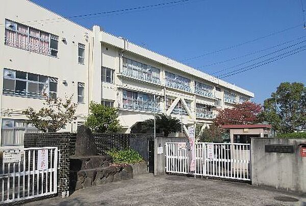 古市南小学校 1180m