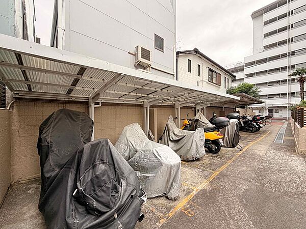 2026年8月撮影（バイク置場）