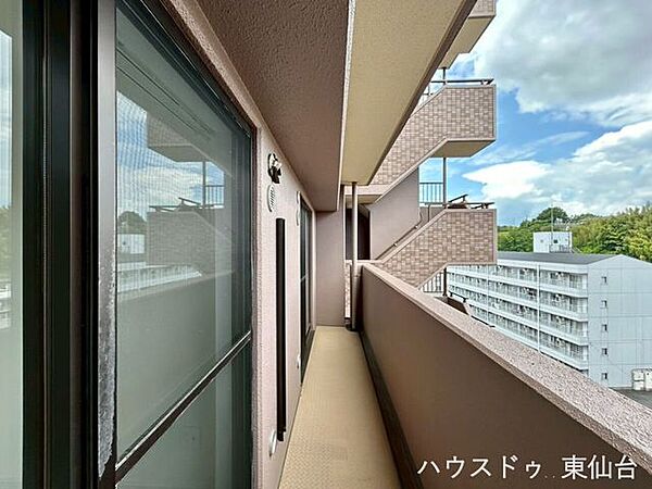 ちょっとした休憩や外気浴にも使える心地よい空間