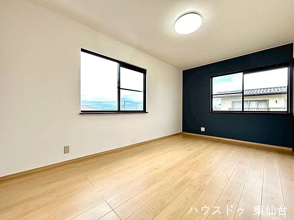 約7.6帖の洋室です◎