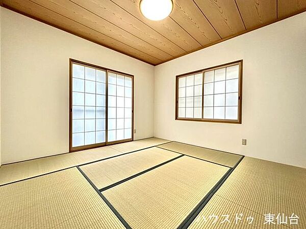 8帖の広々とした和室です